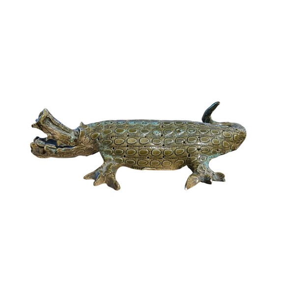 Handmade Green Alligator / Croc Glazed Figurine  Artsy  Abstract  Unusual - Picture 8 of 10